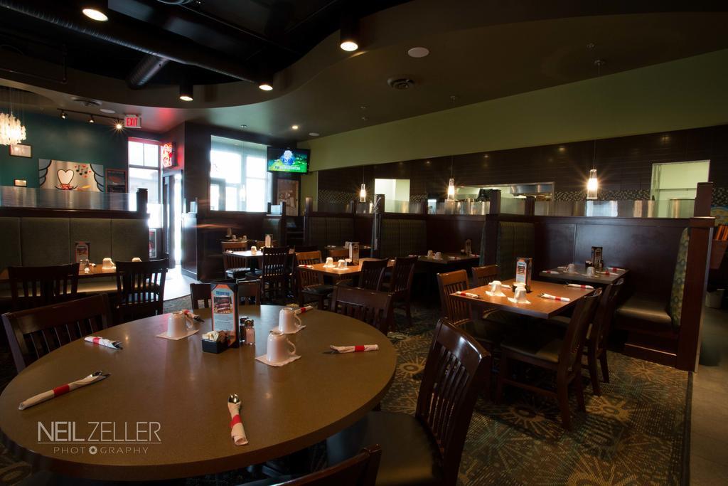 Days Inn & Suites By Wyndham Edmonton Airport Leduc Dış mekan fotoğraf