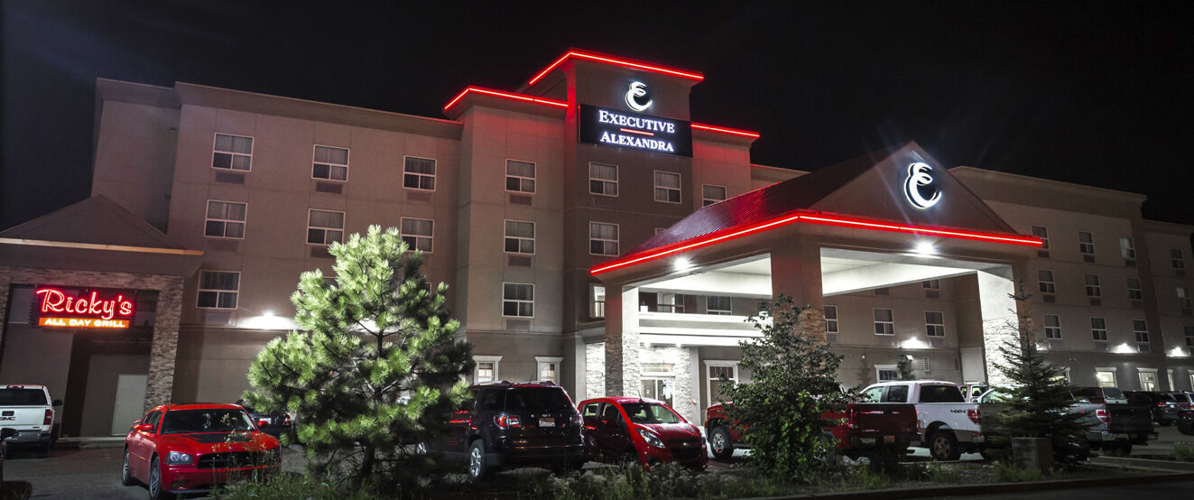 Days Inn & Suites By Wyndham Edmonton Airport Leduc Dış mekan fotoğraf